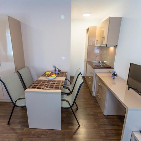 Atlantic Hotel Dobra Voda Zewnętrze zdjęcie