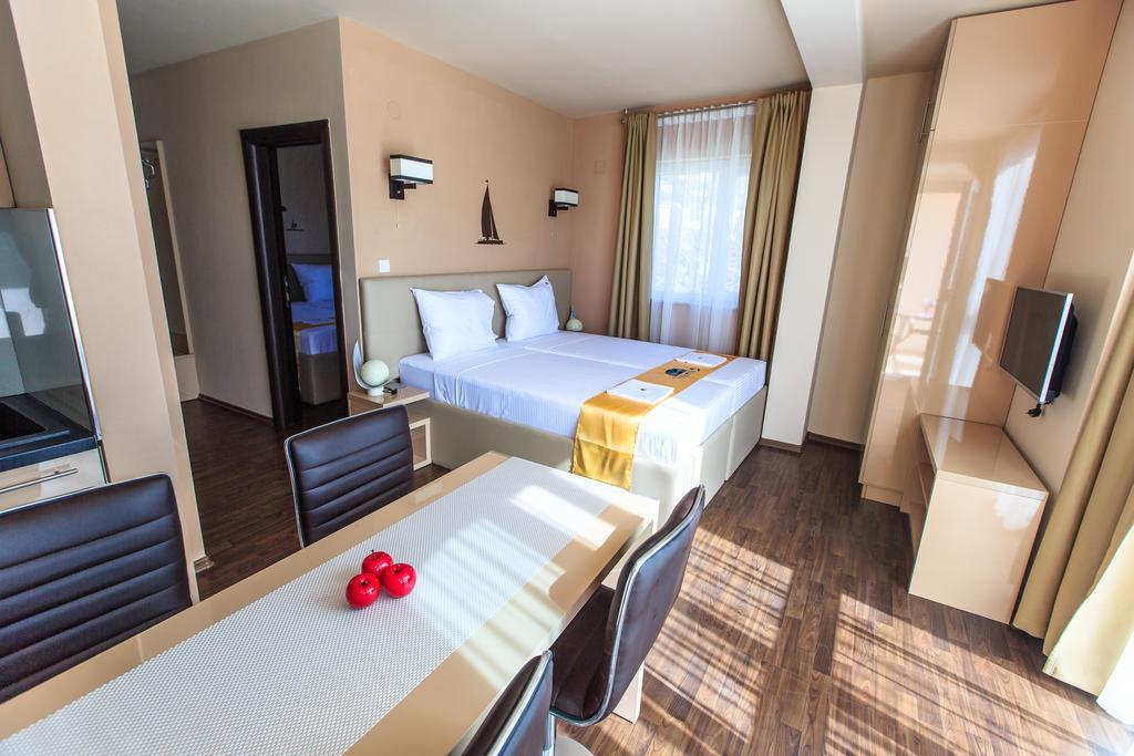 Atlantic Hotel Dobra Voda Zewnętrze zdjęcie